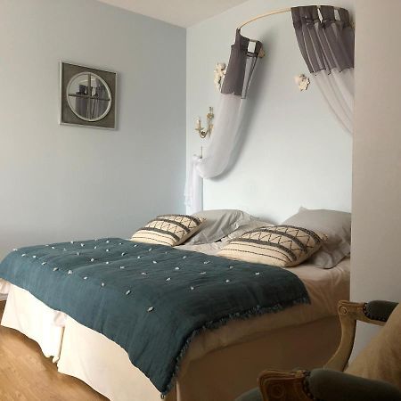 グロルーヴル Le Cedre Bleu Bed & Breakfast エクステリア 写真