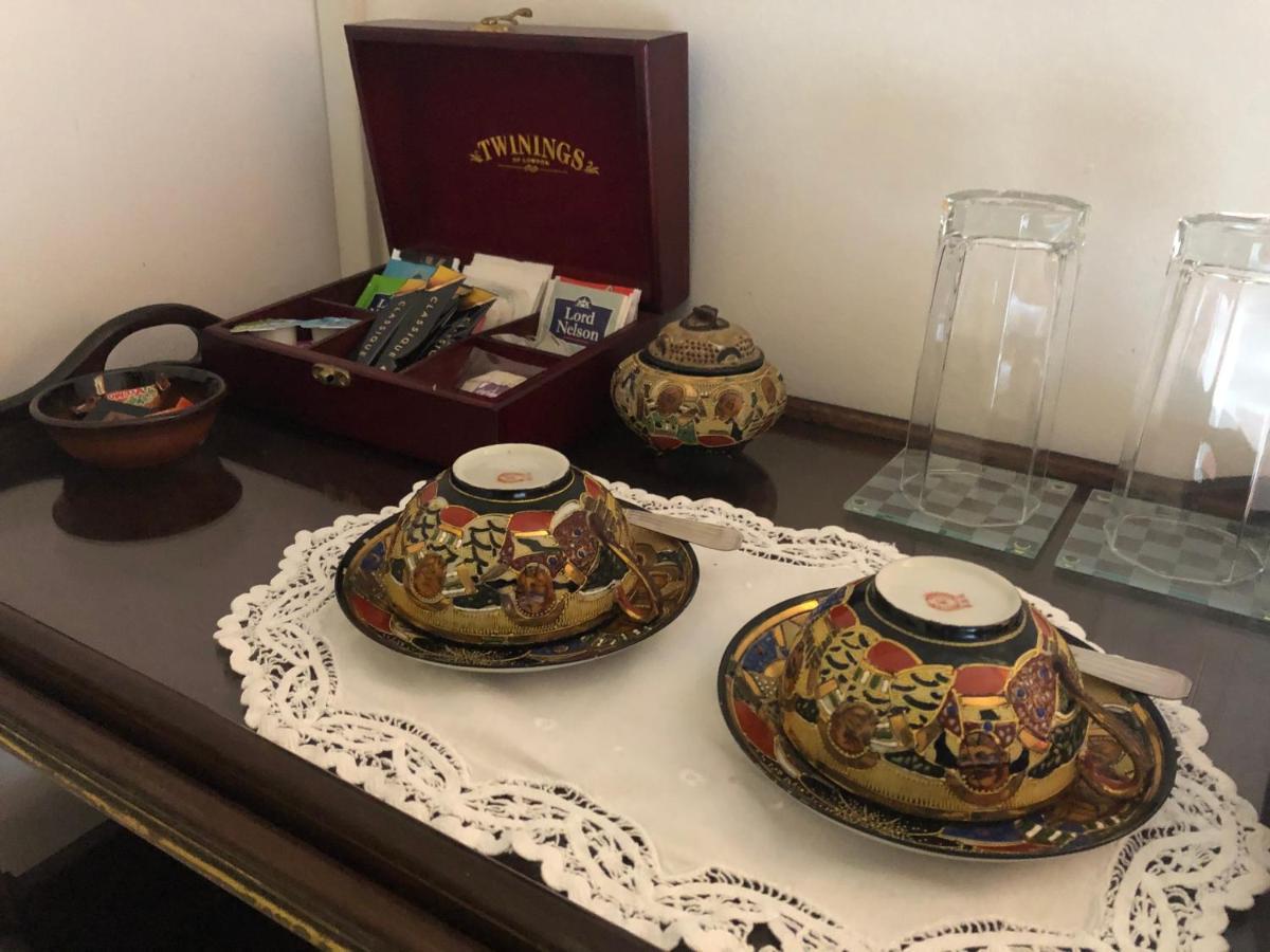 グロルーヴル Le Cedre Bleu Bed & Breakfast エクステリア 写真